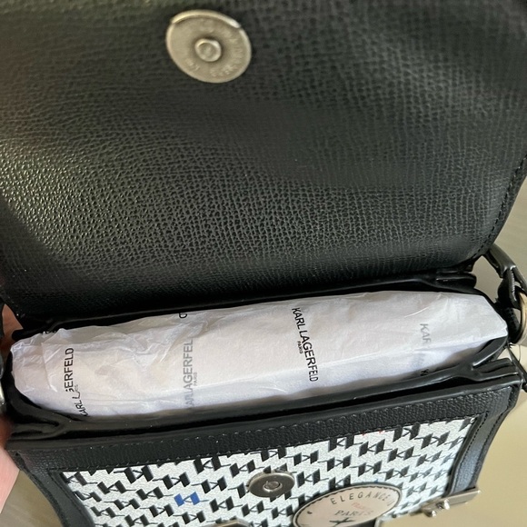 KARL LAGERFELD NWT Marselle Paris Patches Crossbody Trunk in Black RETAILS $198 - Picture 7 of 9
